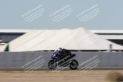 media/Oct-30-2025-Racers Edge (Thu) [[dabbdaf680]]/3-B Group/Session 5 Front Straight Speed/